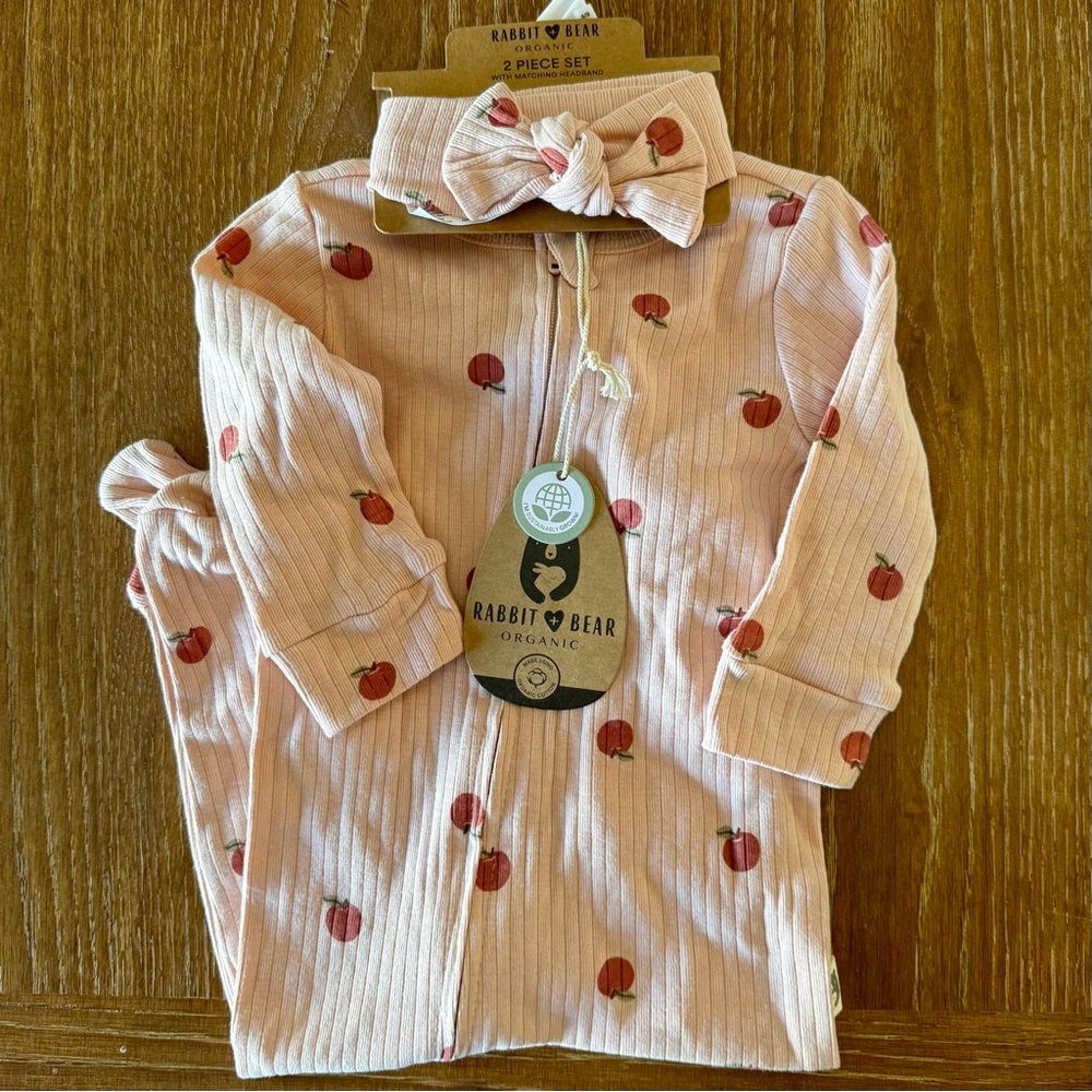 NWT Rabbit + Bear Organic infant sleeper & headband set 6-9mos - Picture 5 of 9